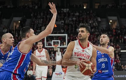"Golden State Warriors, Türk Yıldız Ömer Faruk Yurtseven'le 10 Günlük Kontrat İmzaladı"