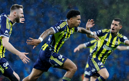 "Jayden Oosterwolde'nin Fenerbahçe'deki 100. Maç Heyecanı: Samsunspor Karşılaşmasında Rekor"